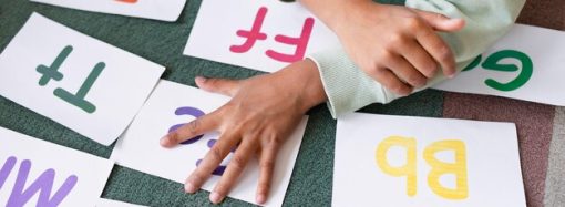 Odkrywanie tajemnic alfabetu: innowacyjne metody w nauce czytania i pisania dla dzieci